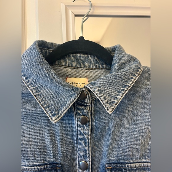 ALICE + OLIVIA Miranda belted tiered denim mini dress 
Size: 8 - Picture 6 of 14